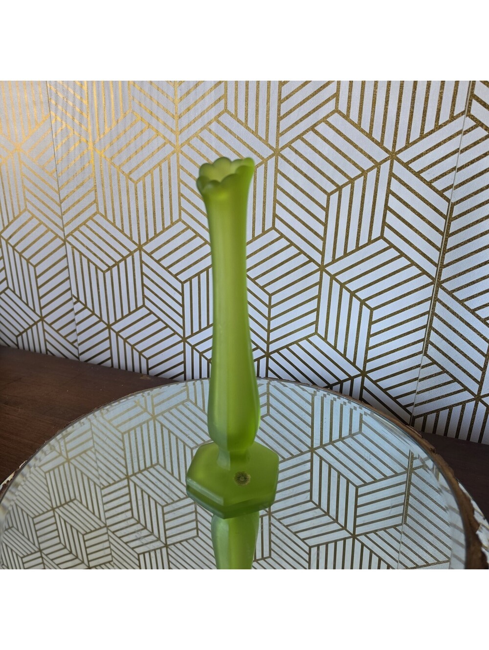 Vintage Westmoreland Collectible Frosted Green Satin Swung Stretch Bud Vase 9" - Picture 4 of 10